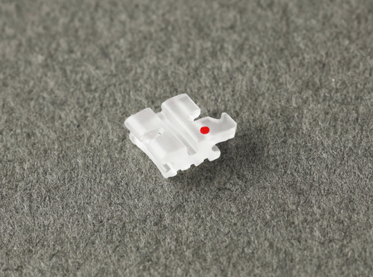 E-serie II Keramische orthodontische beugels Groove Base Tandheelkundige tandheelkundige behandeling